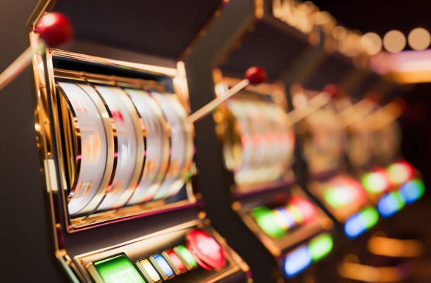 bos 138 mobile app interface showing sportsbook and casino games